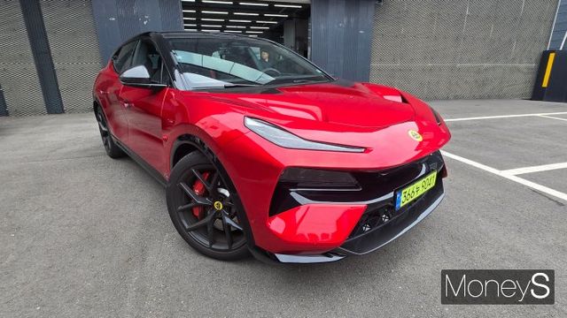 로터스 최초의 전기 SUV 엘레트라는 브랜드의 미래 전략을 상징하는 모델이다. /사진=김이재 기자