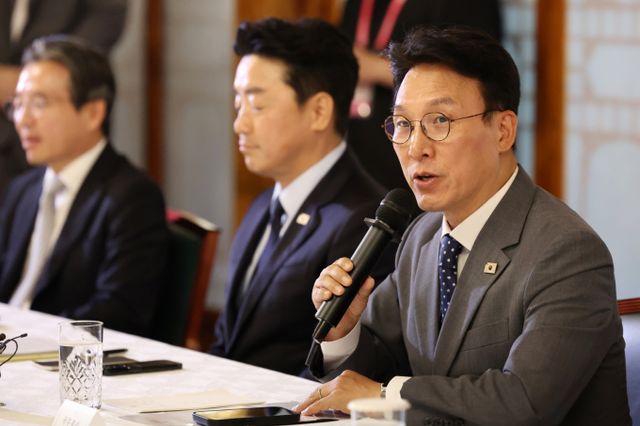 김민석 국무총리가 7일 정부세종청사에서 국무총리 취임식을 갖고 본격 업무에 나선다. 사진은 지난 6일 김민석 국무총리가 서울 종로구 삼청동 국무총리 공관에서 열린 이재명 정부 첫 고위당정협의회에서 발언하고 있는 모습. /사진=뉴시스