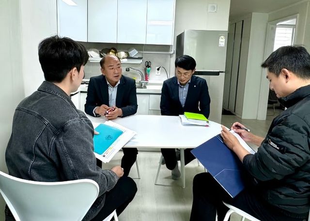 이영희 경기도의원, 소방공무원 복지 환경 점검나서