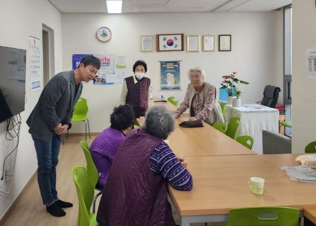 유영일 경기도의원, 공공실버 영구임대주택 현장방문... 거주어르신들 불편함 없는지 살펴