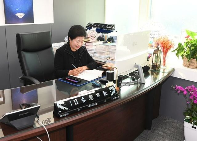 오산시, ‘1일 명예시장’으로 (사)경기도여성단체협의회 오산시지회 강진화 회장 위촉