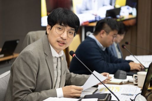 장민수 경기도의원, 외국인 주민과 다문화 가정을 위한 정책 강화 촉구