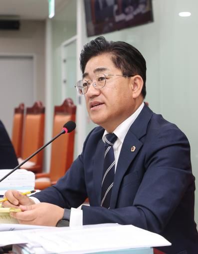 경기도의회 이기형 의원, 차세대융합기술원 정보보안 관리실태 올해도 부진 질타