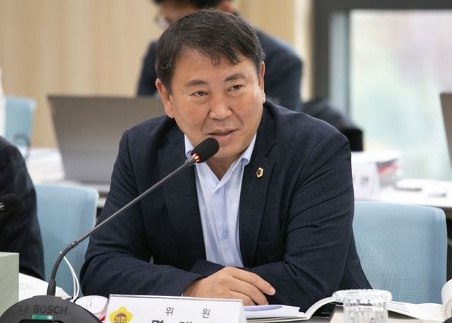 경기도의회 도시환경위원회 명재성 의원(더불어민주, 고양5)
