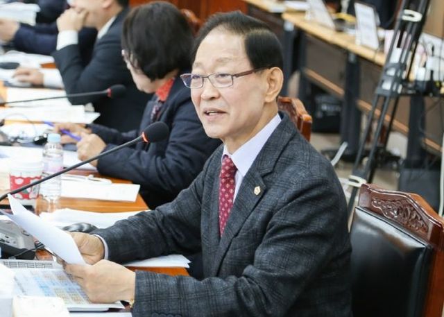 경기도의회 문화체육관광위원회 소속 윤재영 의원(국민의힘, 용인10)