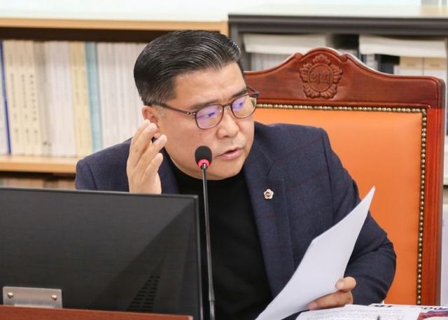경기도의회 문화체육관광위원회 이한국 의원(국민의힘, 파주4)