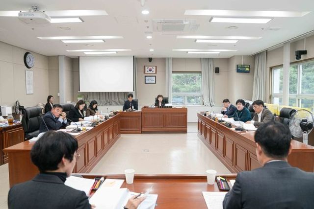 용인특례시의회 문화복지위원회, 행정사무감사 1일차