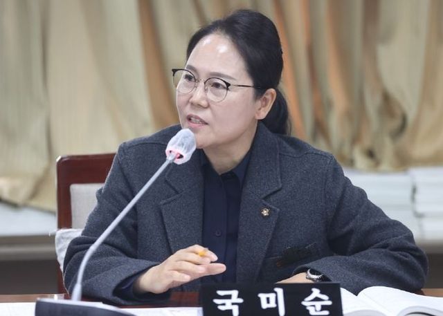 수원특례시의회 환경안전위원회 국미순 의원(매교·매산·고등·화서1, 2동)