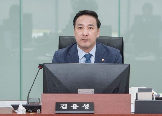 경기도의회 보건복지위원회 김용성 의원(더불어민주당, 광명4)