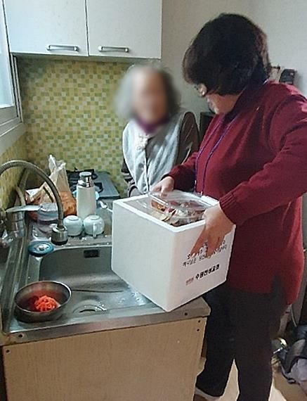 수원시 영통구 매탄3동 천성교회, 사랑의 김장김치 나눔
