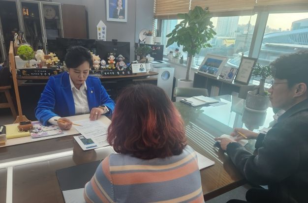 경기도의회 정윤경 부의장, “경기도민의 사랑받은 수리산도립공원 되기 위해선 주민 편의ㆍ환경보호 최우선으로 해야” 당부