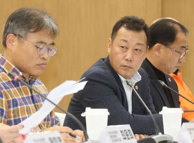 경기도의회 이용호 의원, '경기도 공무직 처우개선 토론회' 좌장 맡아
