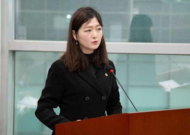 경기도의회 교육기획위원회 장윤정 의원(더불어민주당, 안산3)