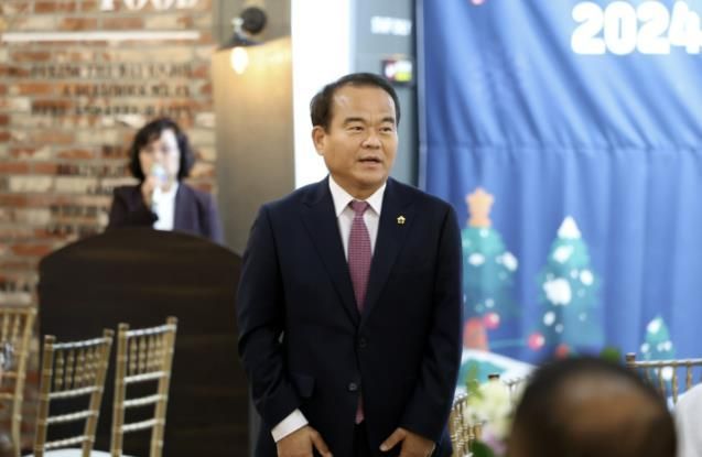 성남시의회, 수정구 주민자치협의회 송년회 참석