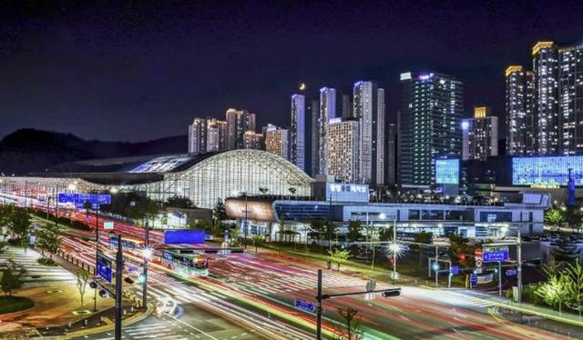 KTX 광명역 전경