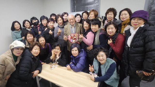 이재화 대체의학 연구소 세미나 후 기념촬영