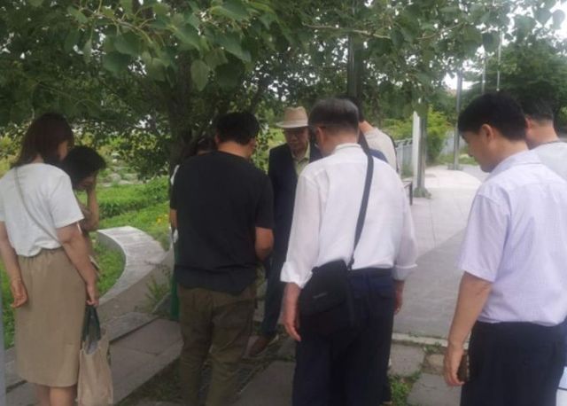 시민감사관 생활밀착형 감찰 활동의 일환으로 26일 우기에 대비한 빗물받이 현장점검을 실시했다.