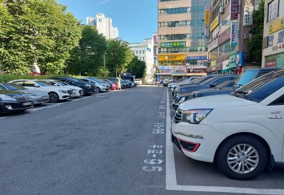 철산상업노상주차장
