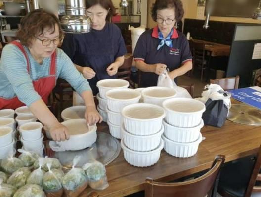 수원시 영통구 망포2동, 복날 마음을 채워주는 사랑의 삼계탕 나눔