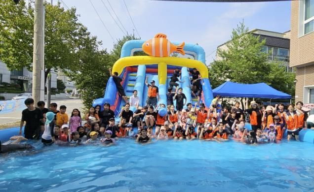 가평 청소년들… “땡볕에서 즐기는 물놀이 최고!”
