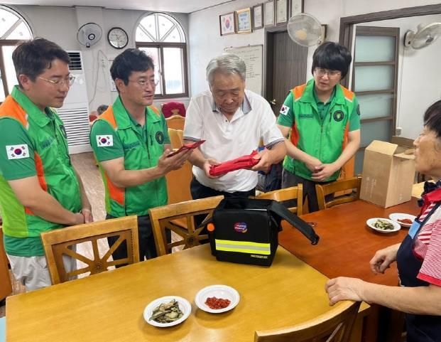 평택시 서정동 지역자율방재단, 폭염 대응 무더위쉼터 점검