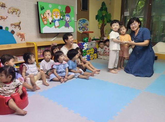 의왕 칼비테어린이집, 아나바다 나눔 장터 수익금 전액 기부