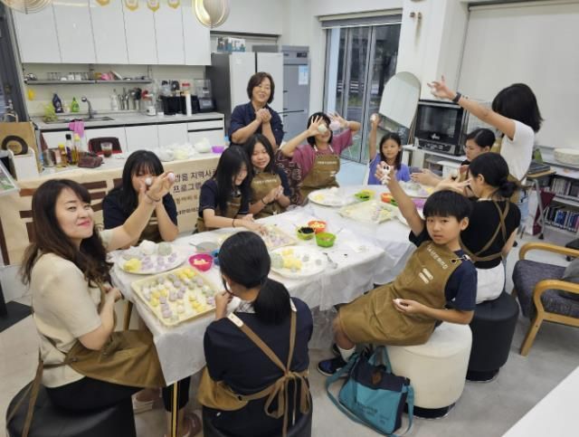 가평청소년문화의집, 송편 만들어 지역사회 나눔 실천