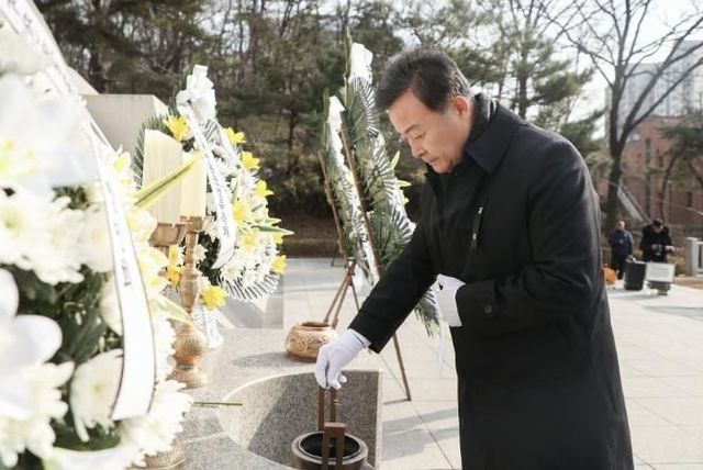 김성제 의왕시장 현충탑 신년참배