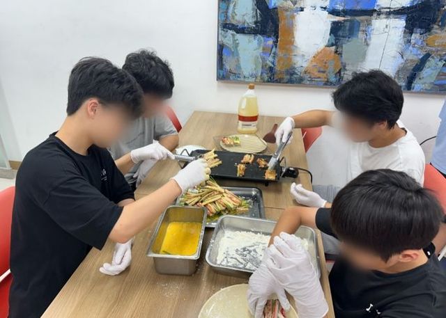 청소년들과 함께한 따뜻한 명절