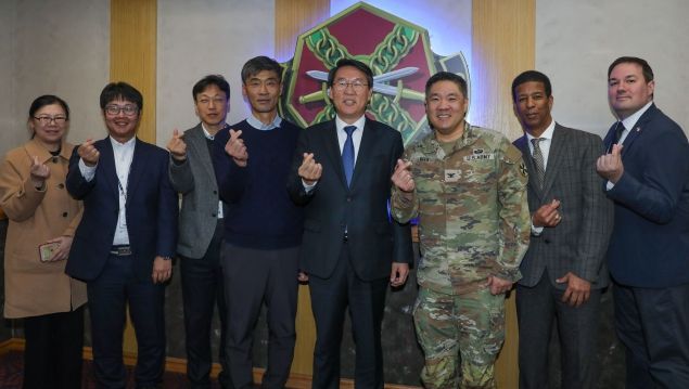 캠프 케이시 기지시설사령부 방문