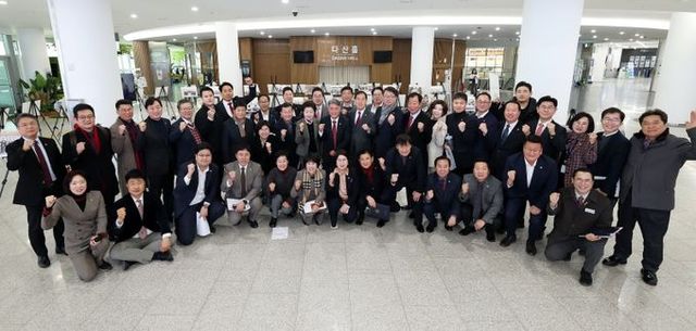 국민의힘, 소통과 변화의 시간 기록한 ‘2024년 의정활동 사진전’ 개막