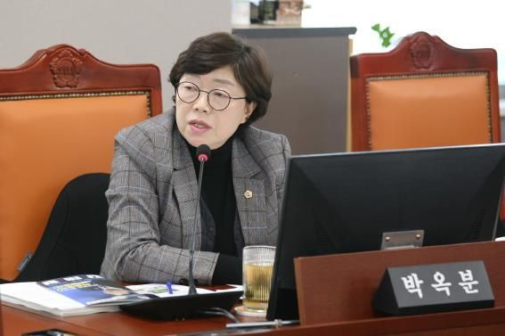 경기도의회 박옥분 의원, 건설교통위원회 업무보고에서 주요 정책 개선 촉구