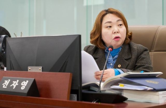 경기도의회 교육행정위원회 전자영 의원(더불어민주당, 용인4)