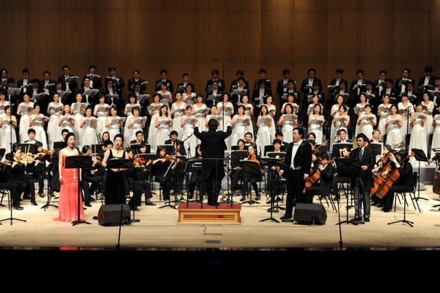 2011년 12월 칸타타 한강 초연의 모습 (세종문화회관대극장)