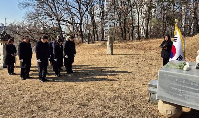 용인특례시 광복80주년 및 3.1절 기념 독립유공자 묘소 참배