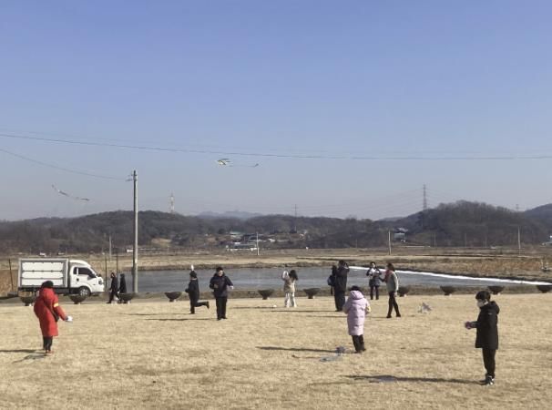 시흥시, 전통 연날리기 체험 프로그램 인기, 특별한 겨울 체험 제공