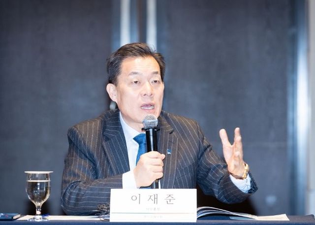 이재준 수원시장이 발언하고 있다.