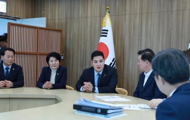 경기도의회 최민 의원, 김동연 도지사 및 국회의원, 광명시장과 함께 주요 민생 현안 해결 협의에 가교 역할