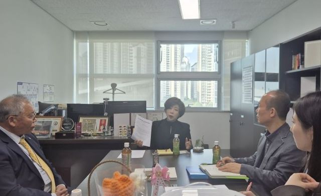 경기도의회 정경자 의원, 하루 종일 원폭피해자 곁에…현장 중심 의정활동