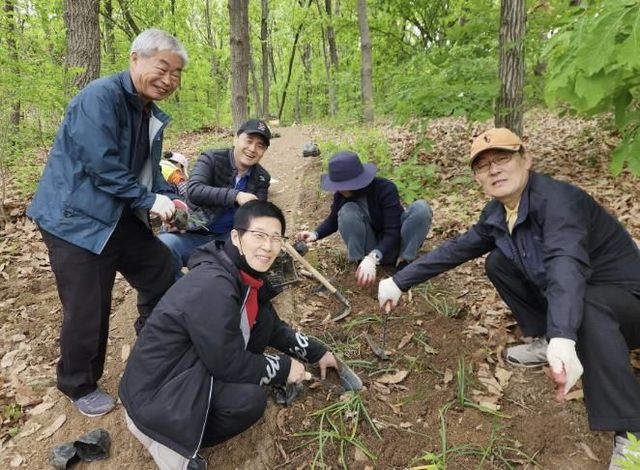 수원시 팔달구 행궁동 정조대왕 가는 길, ‘야생화 동산’ 조성