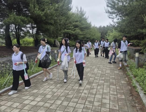 시흥시 평생교육원 청년스테이션, 청년들과 함께하는 '플로깅' 활동 펼쳐