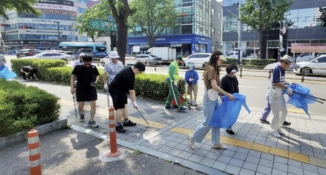 수원시 팔달구 매산동, 수원역과 매산시장에서 관내 대청소로 장마철 대비