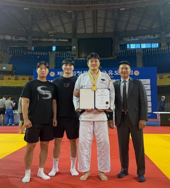 한경진 시상 후 단체사진