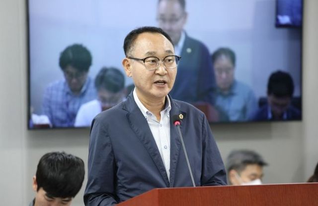 경기도의회 건설교통위원회 소속 김영민 의원(국민의힘, 용인2)