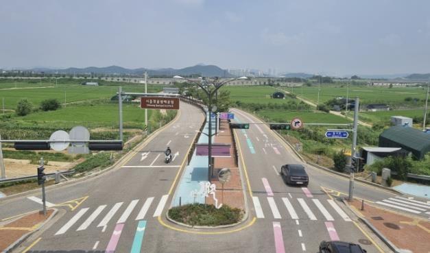 시흥 갯골생태공원 진입로