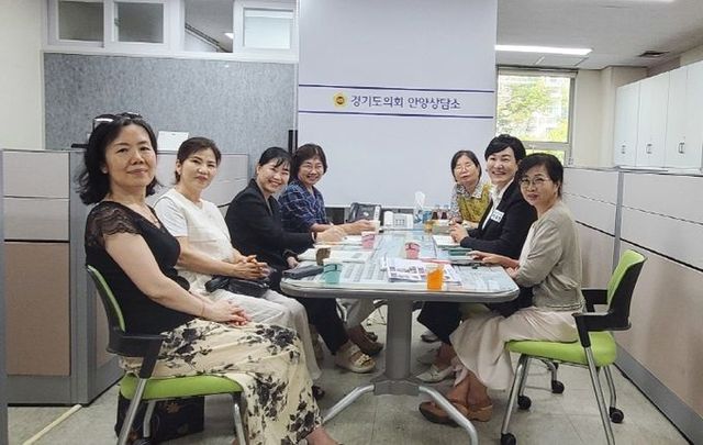 경기도의회 이채명 도의원, “서시 시 낭송 동아리 활성화 관련 정담회 가져”