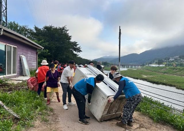 가평신협, 집중호우 폐기물 처리‧환경정비