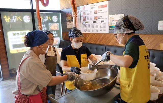 조지연 의원, 민생회복 소비쿠폰 기부해 보훈가족 삼계탕 나눔 봉사 펼쳐