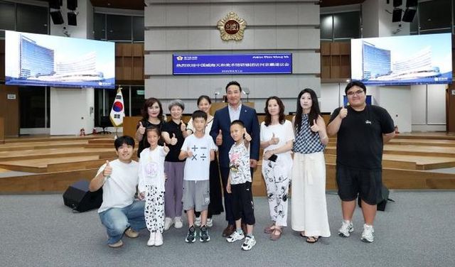 경기도의회 김용성 의원, 중국 웨이하이 천화미술관 연수단 환영