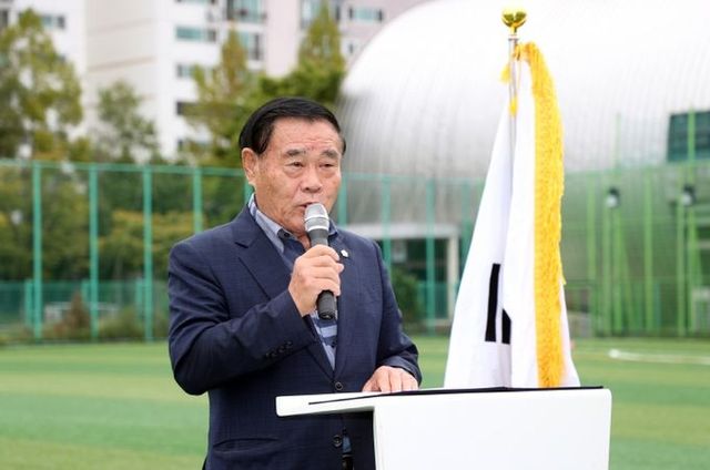 제1회 수원특례시의회 의장배 그라운드 골프 대회 참석